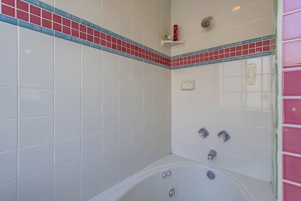 Virtual tour photo 60 of 71 for 722 Jersey Ct