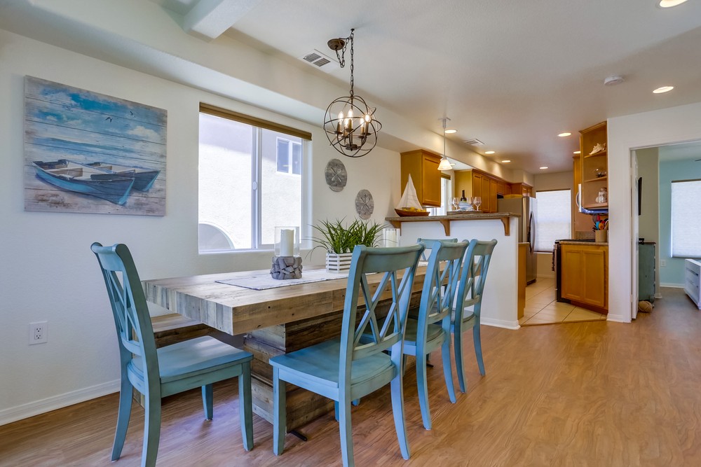 Virtual tour photo 9 of 40 for 722 Portsmouth Ct