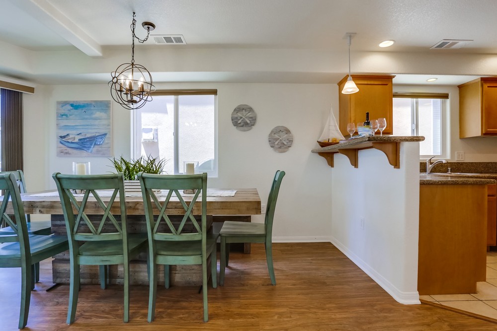 Virtual tour photo 10 of 40 for 722 Portsmouth Ct