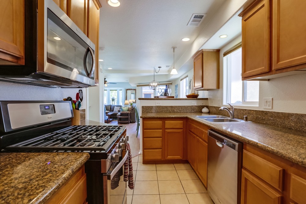 Virtual tour photo 14 of 40 for 722 Portsmouth Ct