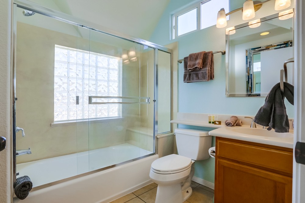 Virtual tour photo 21 of 40 for 722 Portsmouth Ct
