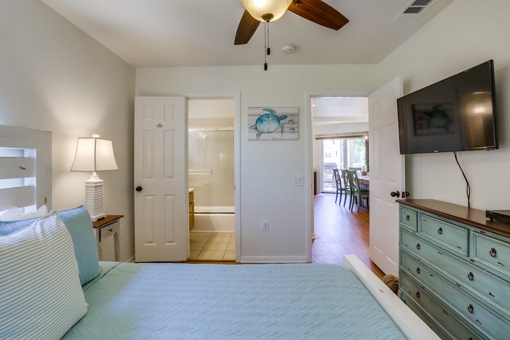 Virtual tour photo 23 of 40 for 722 Portsmouth Ct