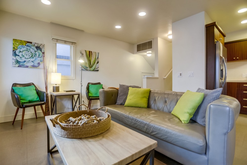 Virtual tour photo 6 of 63 for 722 Sunset Ct
