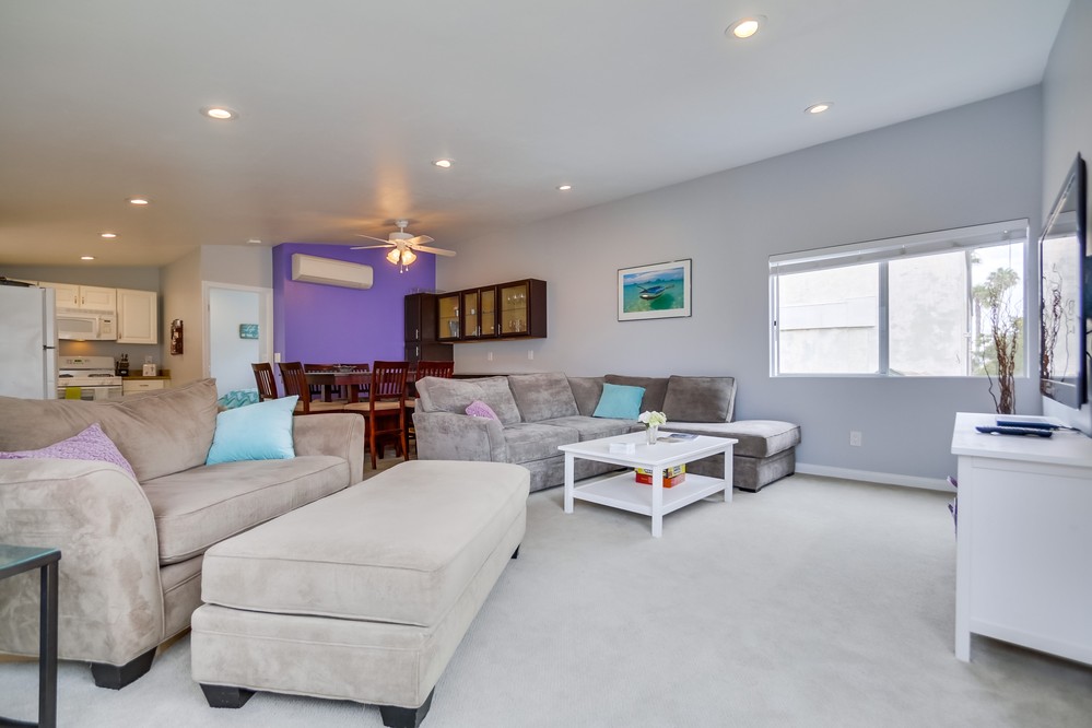 Virtual tour photo 14 of 32 for 722 Whiting Court