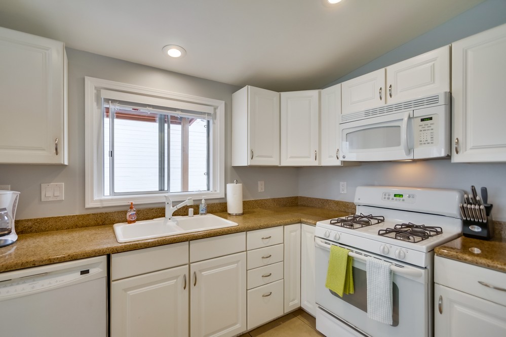 Virtual tour photo 20 of 32 for 722 Whiting Court