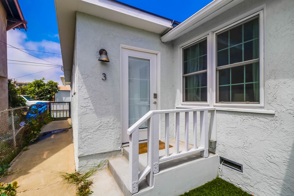 Virtual tour photo 4 of 30 for 722 Wilbur Ave