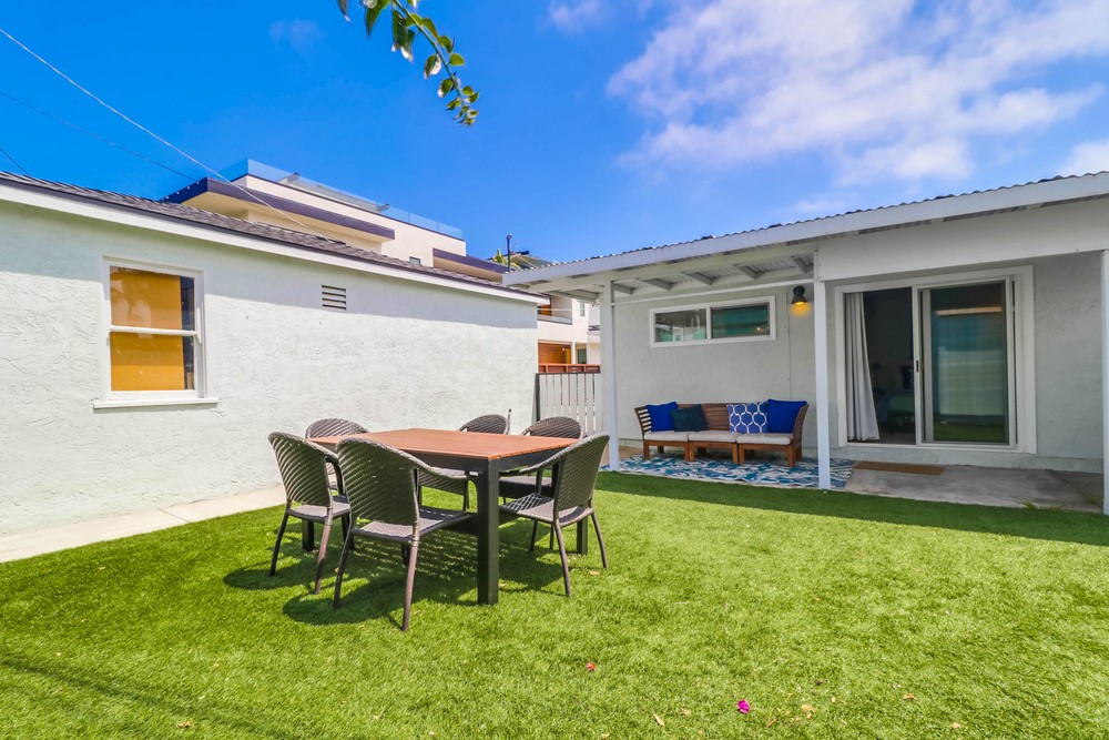 Virtual tour photo 18 of 30 for 722 Wilbur Ave