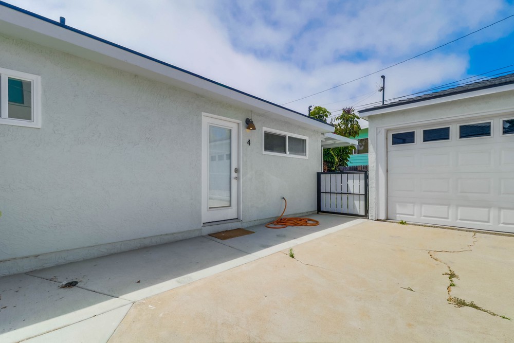 Virtual tour photo 19 of 30 for 722 Wilbur Ave
