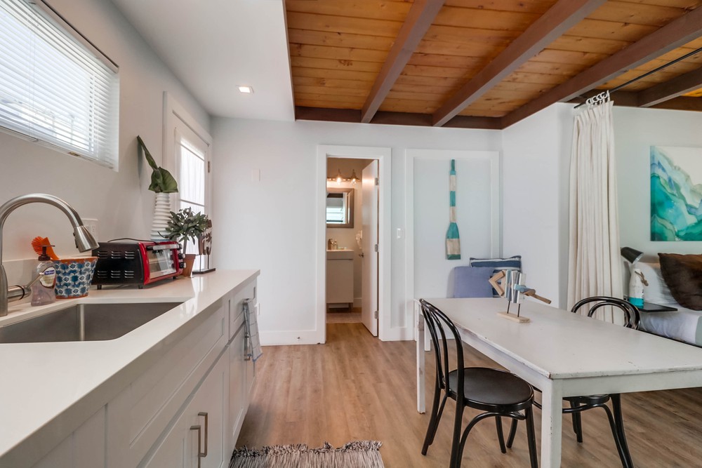 Virtual tour photo 28 of 30 for 722 Wilbur Ave