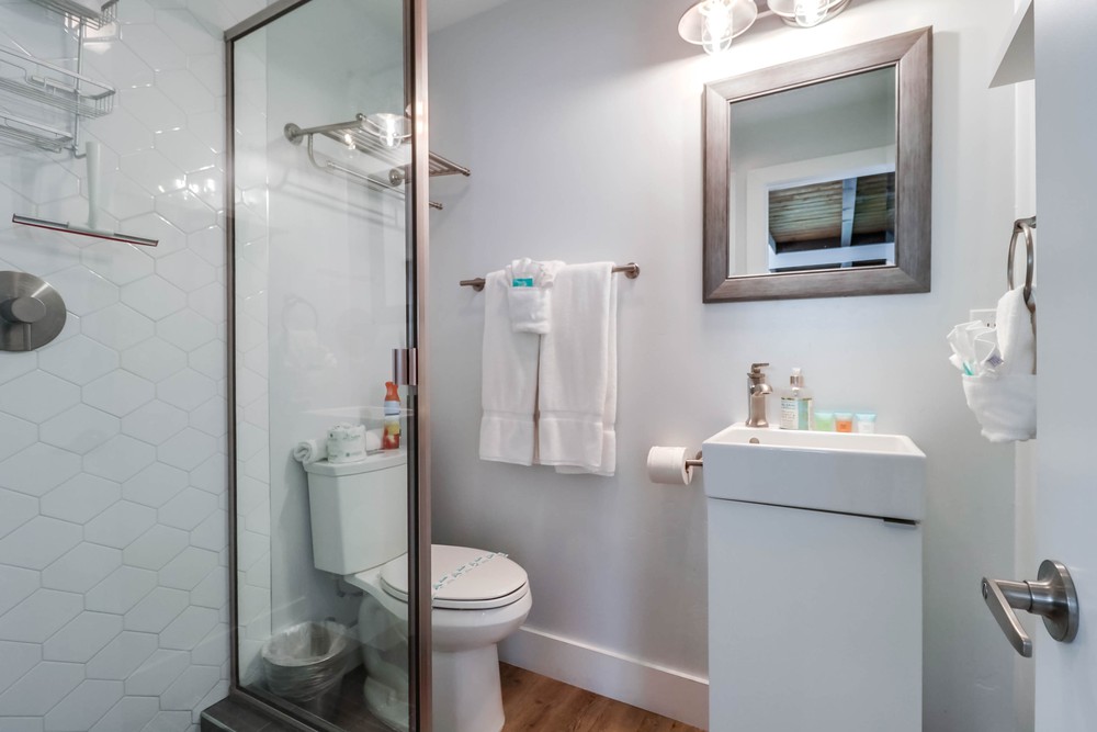 Virtual tour photo 30 of 30 for 722 Wilbur Ave