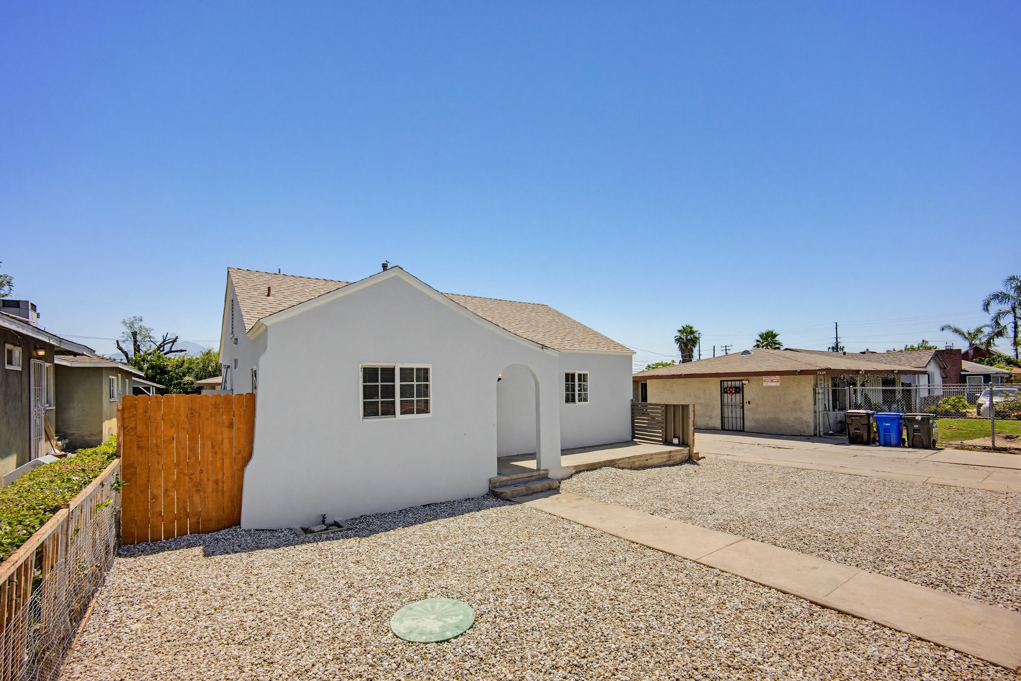 Virtual tour photo 4 of 29 for 7221 Garden Dr