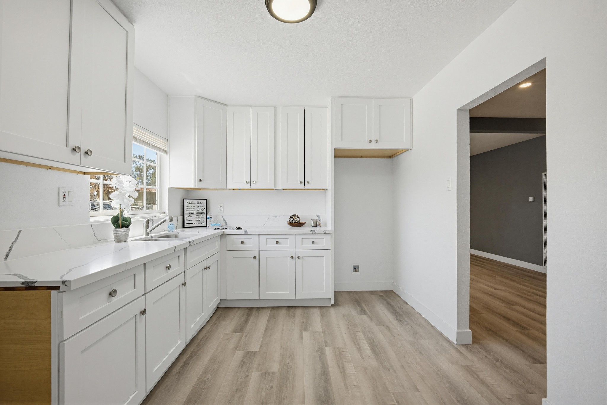 Virtual tour photo 11 of 29 for 7221 Garden Dr