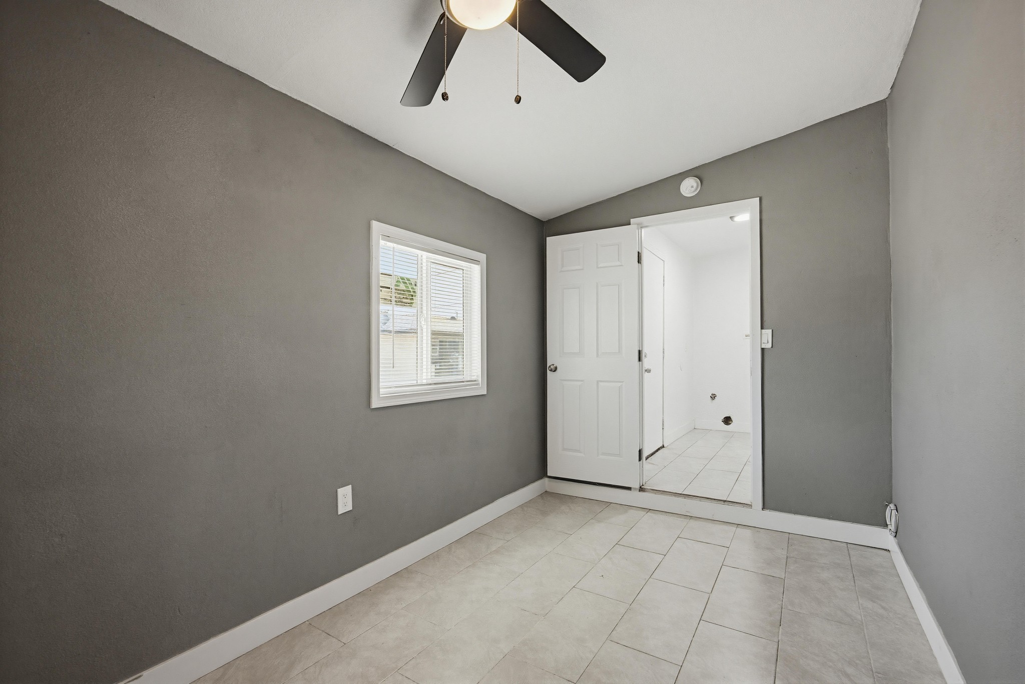 Virtual tour photo 25 of 29 for 7221 Garden Dr