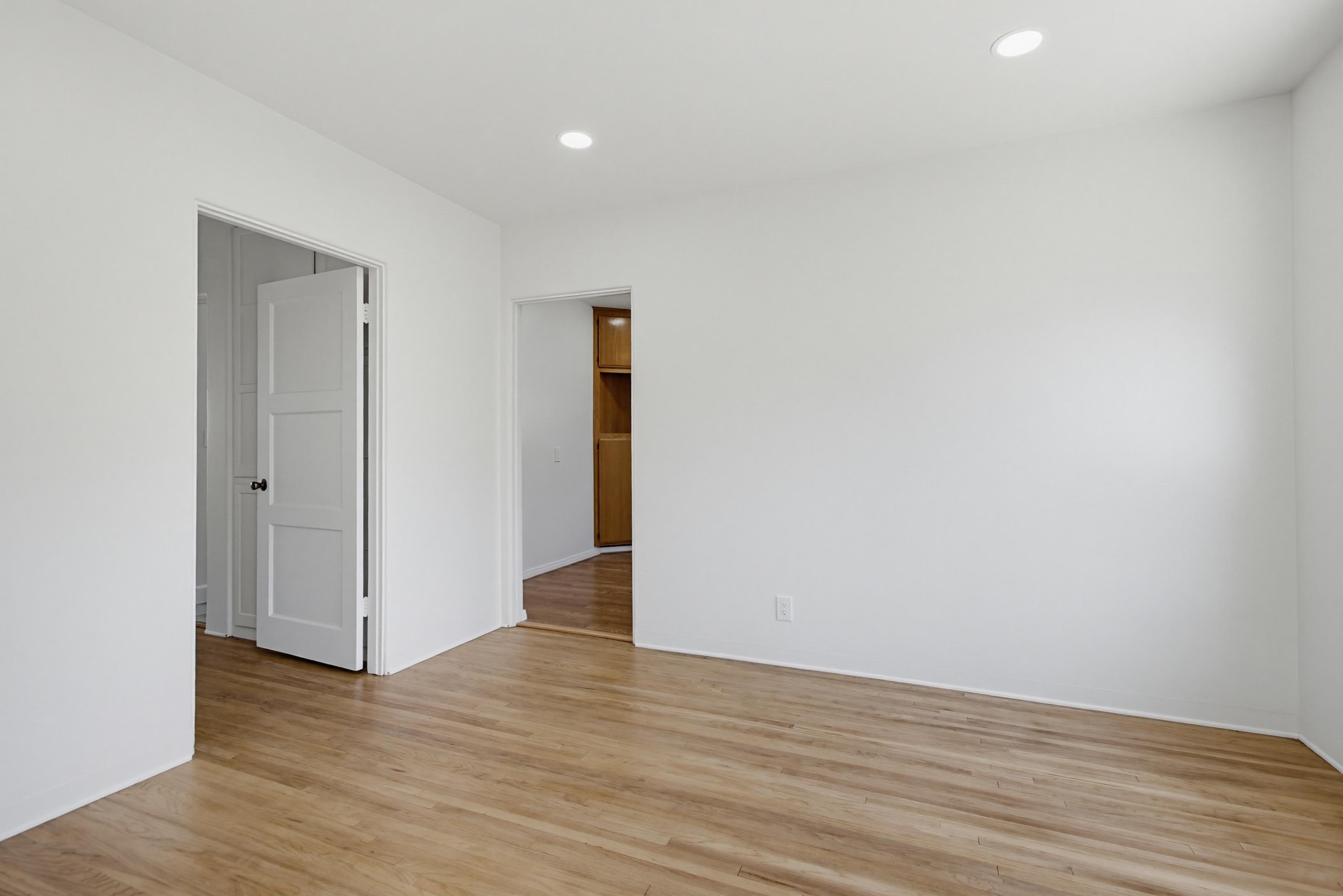 Virtual tour photo 15 of 44 for 723 Alpine Ave