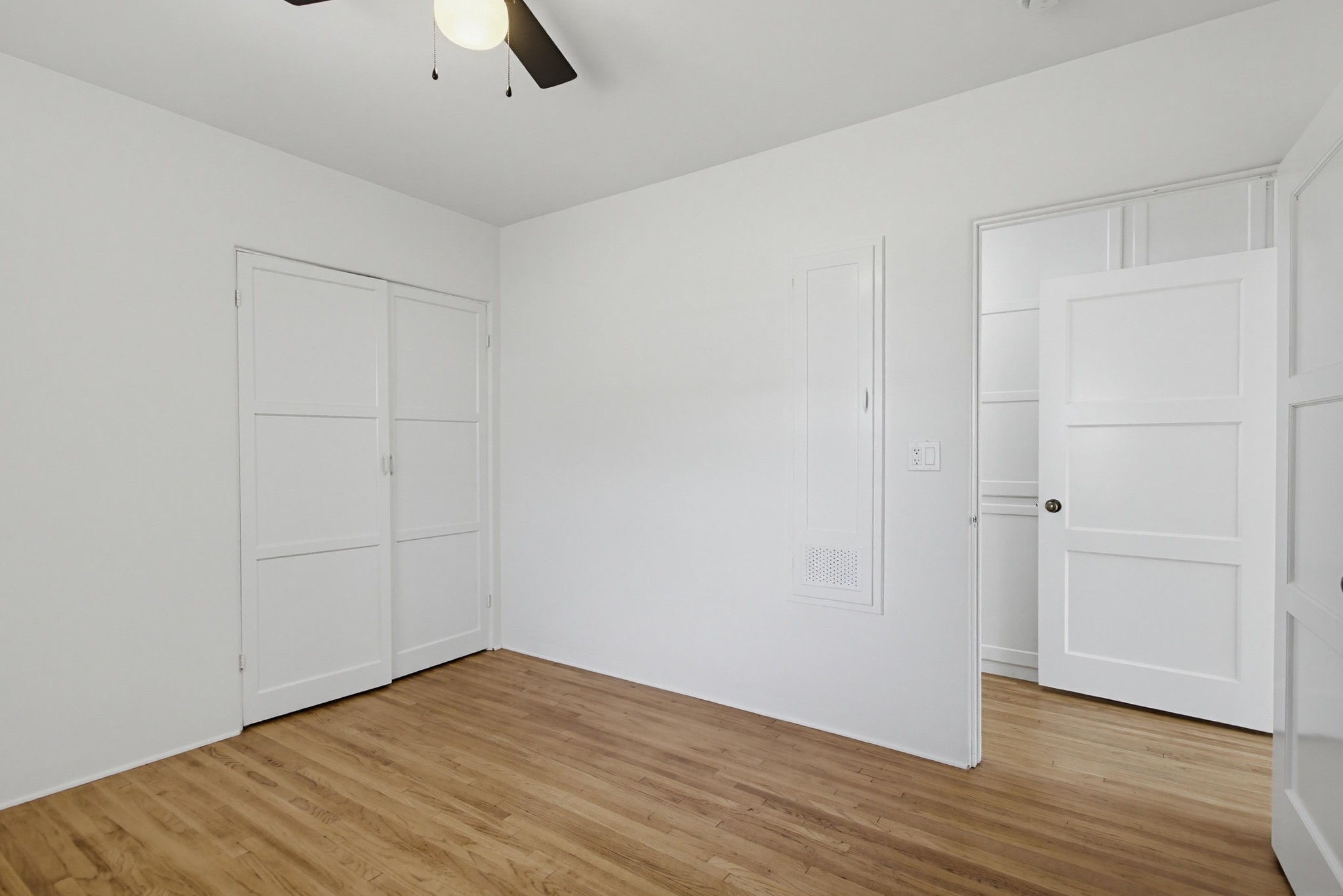 Virtual tour photo 24 of 44 for 723 Alpine Ave