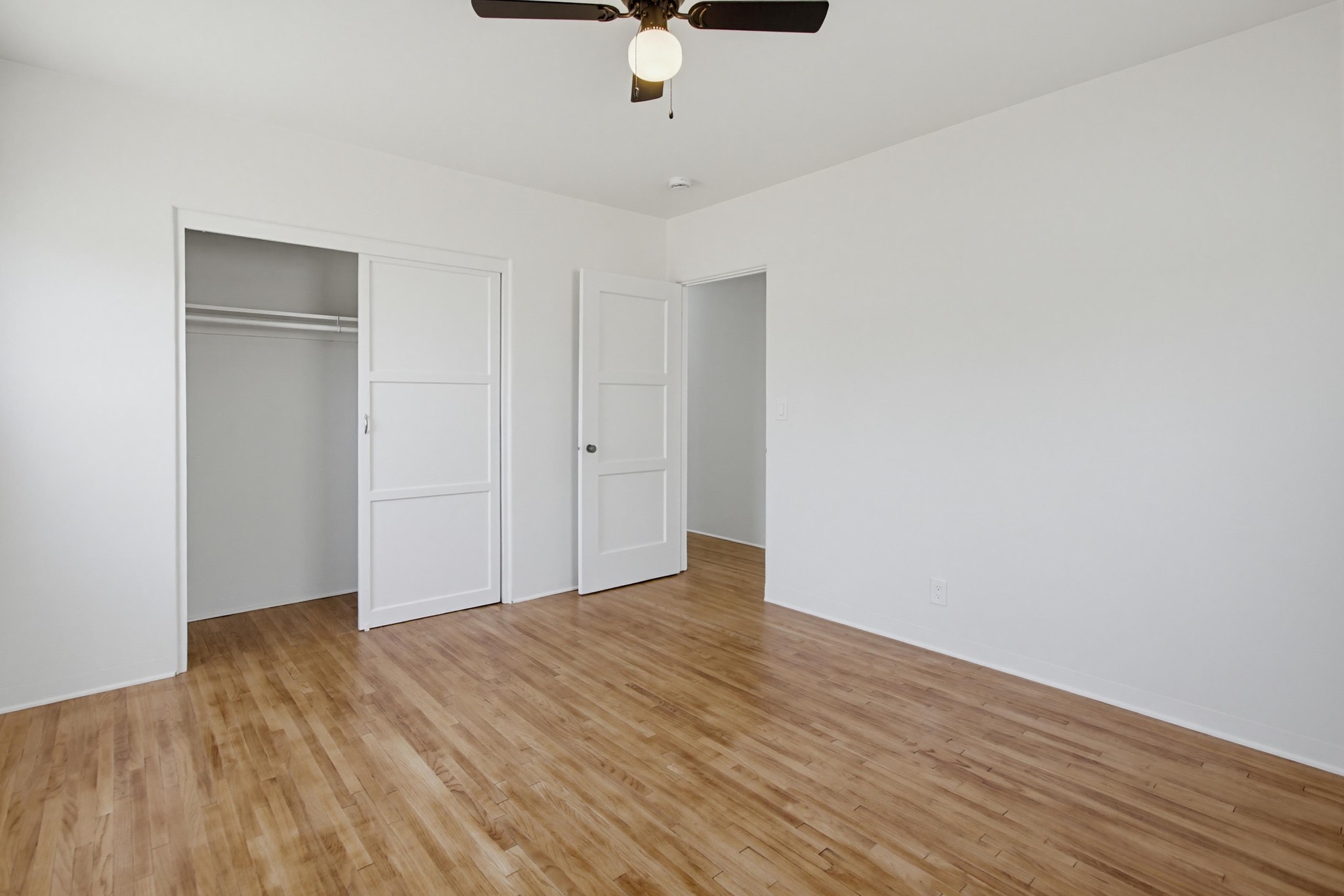 Virtual tour photo 28 of 44 for 723 Alpine Ave