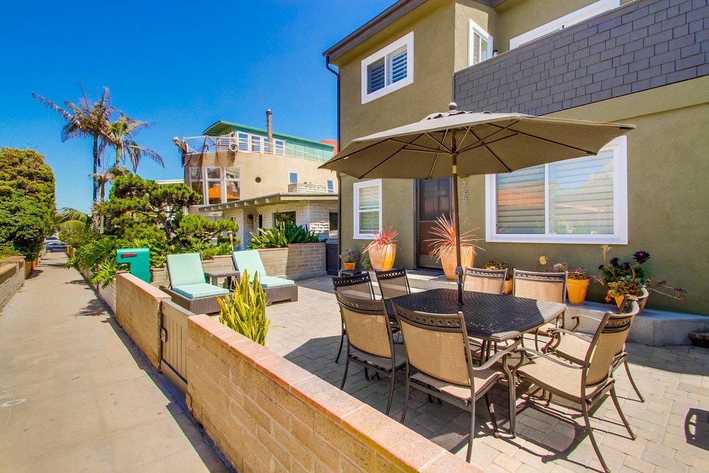 Virtual tour photo 3 of 54 for 723 Balboa Ct