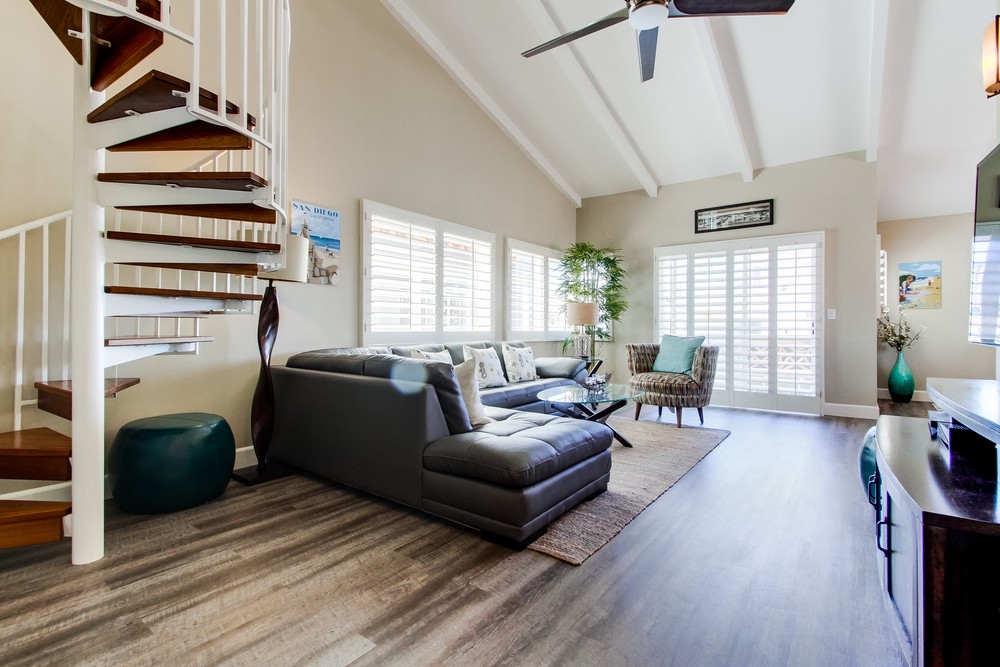 Virtual tour photo 8 of 54 for 723 Balboa Ct