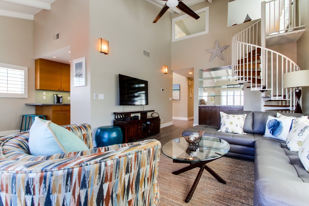 Virtual tour photo 11 of 54 for 723 Balboa Ct