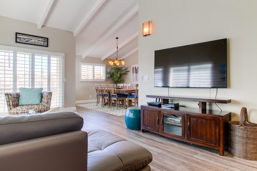 Virtual tour photo 12 of 54 for 723 Balboa Ct