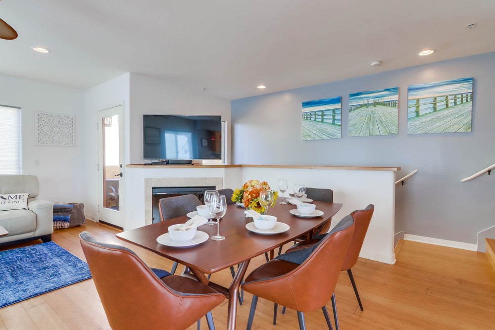 Virtual tour photo 7 of 52 for Diamond by the Beach