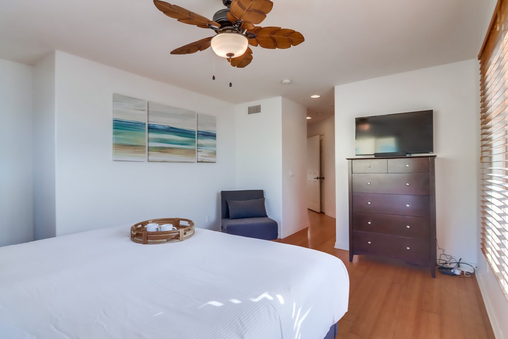 Virtual tour photo 42 of 52 for Diamond by the Beach