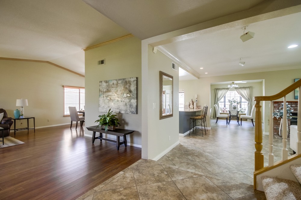Virtual tour photo 9 of 70 for 7231 Birchcreek Rd