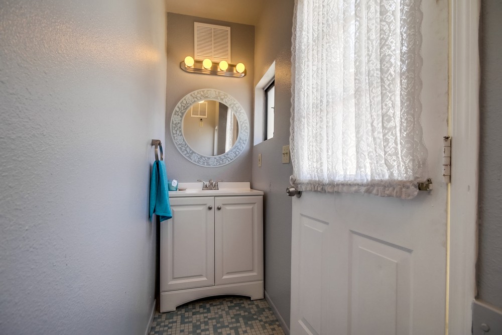 Virtual tour photo 27 of 70 for 7231 Birchcreek Rd