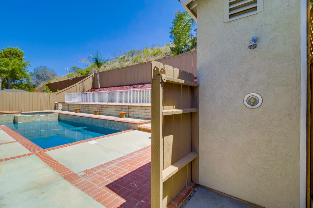 Virtual tour photo 65 of 70 for 7231 Birchcreek Rd