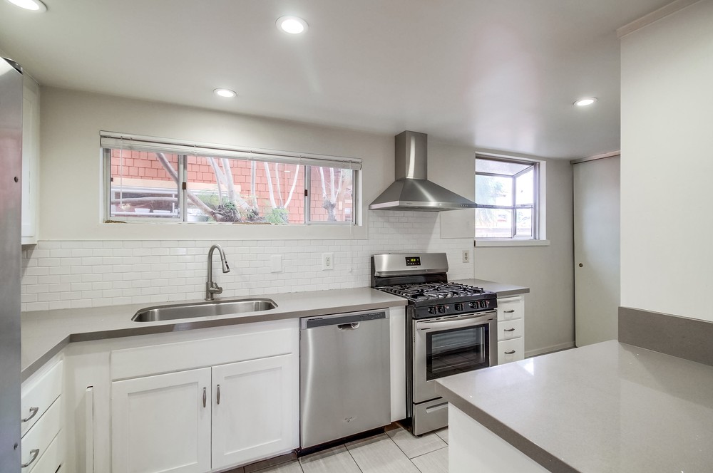 Virtual tour photo 19 of 65 for 724 Sutter St