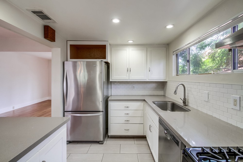 Virtual tour photo 23 of 65 for 724 Sutter St