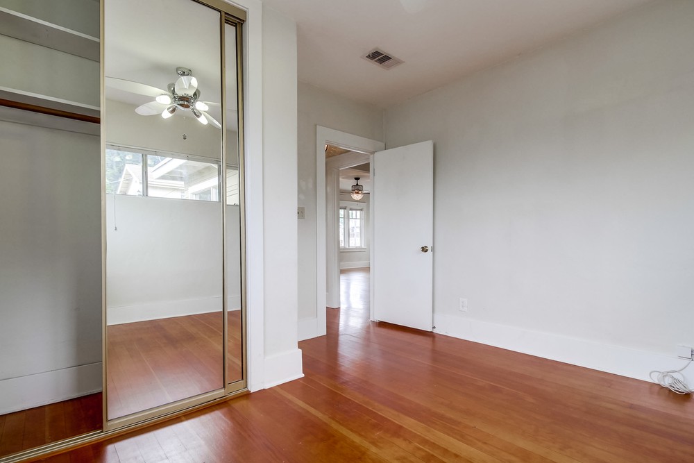 Virtual tour photo 31 of 65 for 724 Sutter St
