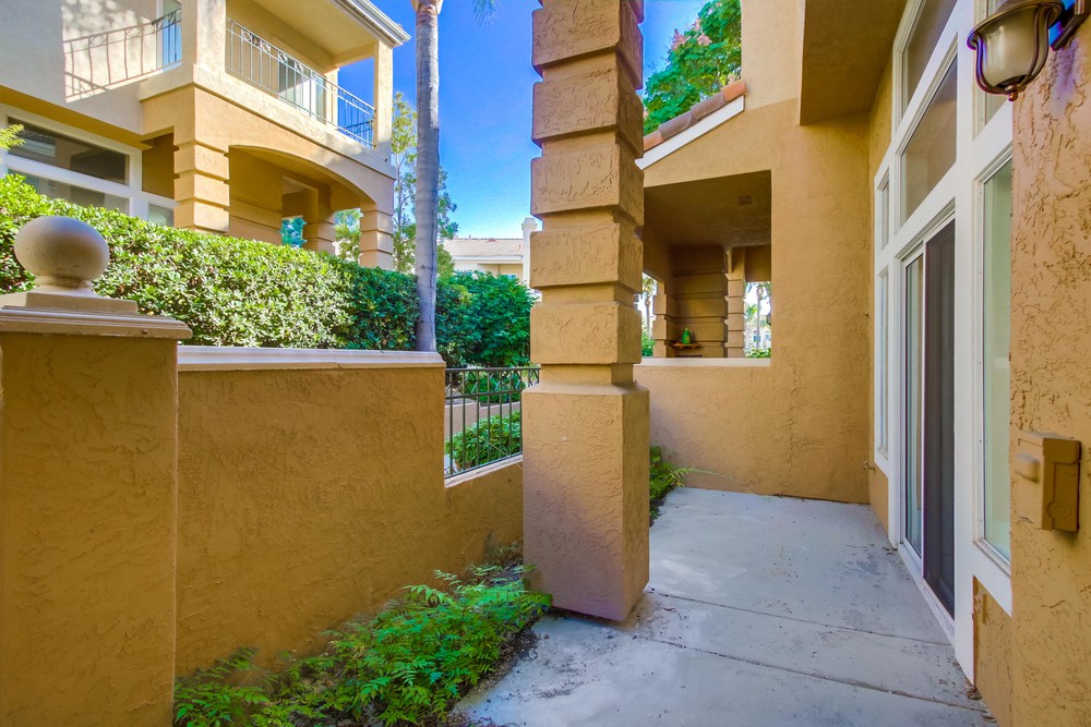Virtual tour photo 5 of 41 for 7240 Calabria Ct