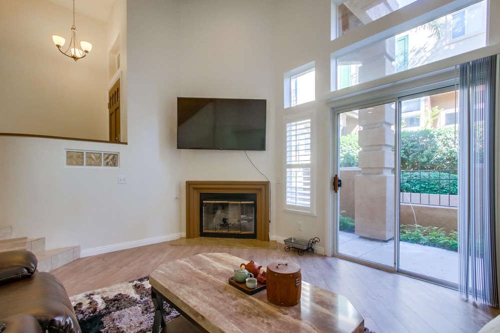 Virtual tour photo 7 of 41 for 7240 Calabria Ct