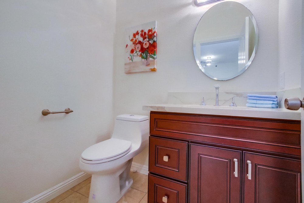 Virtual tour photo 23 of 41 for 7240 Calabria Ct