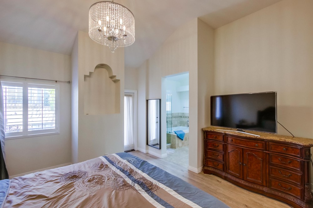 Virtual tour photo 26 of 41 for 7240 Calabria Ct