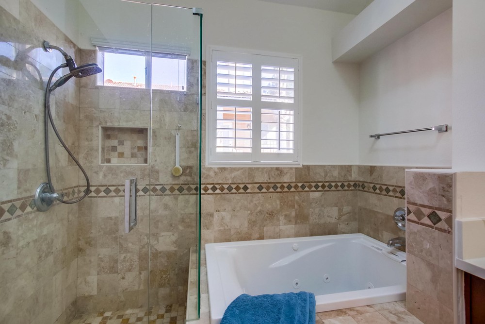 Virtual tour photo 31 of 41 for 7240 Calabria Ct