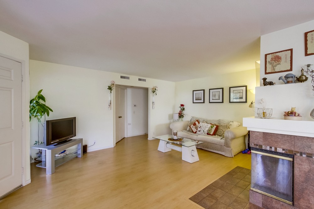 Virtual tour photo 11 of 37 for 7240 Calle Cristobal #31