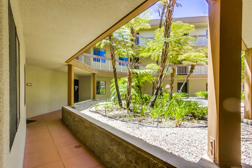 Virtual tour photo 7 of 35 for 7245 Navajo Rd UNIT D120