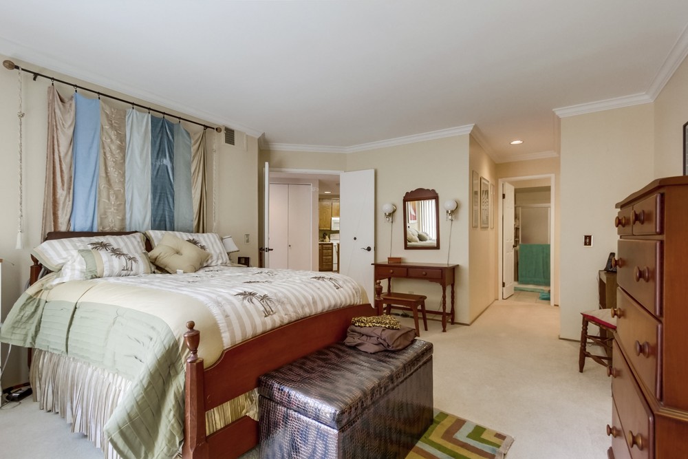 Virtual tour photo 24 of 35 for 7245 Navajo Rd UNIT D120