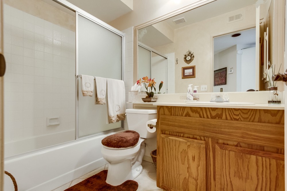 Virtual tour photo 30 of 35 for 7245 Navajo Rd UNIT D120