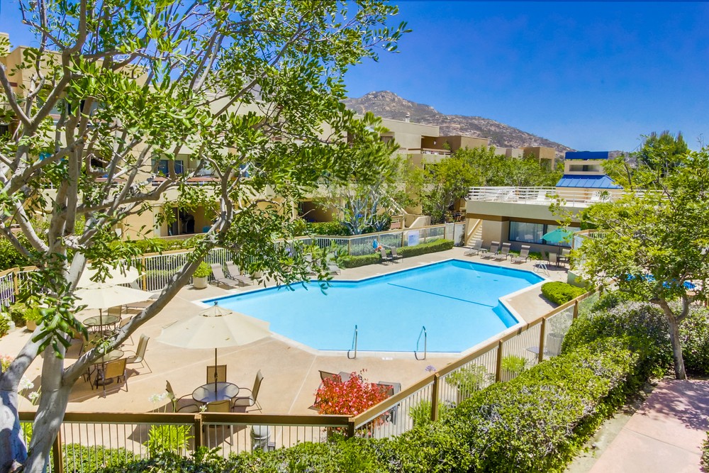 Virtual tour photo 34 of 35 for 7245 Navajo Rd UNIT D120