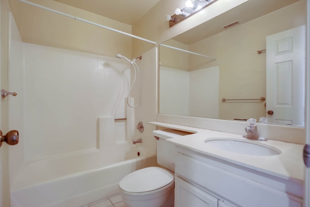 Virtual tour photo 18 of 39 for 7249 Calabria Ct