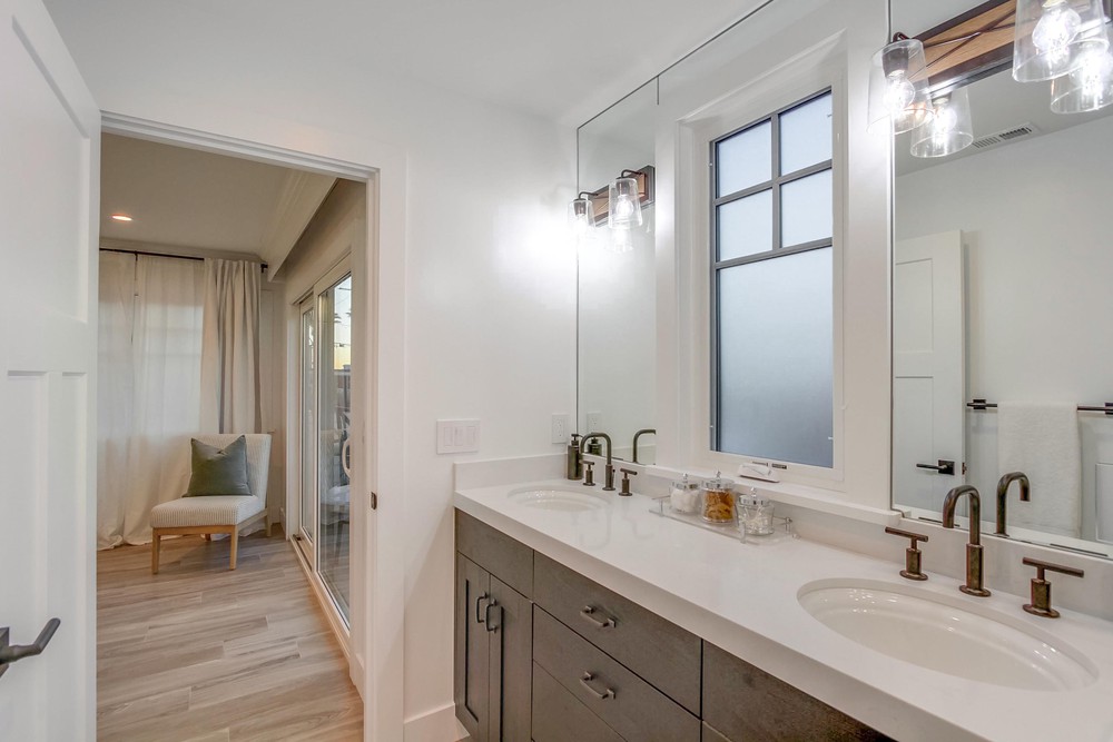 Virtual tour photo 78 of 143 for 725 Dover Ct