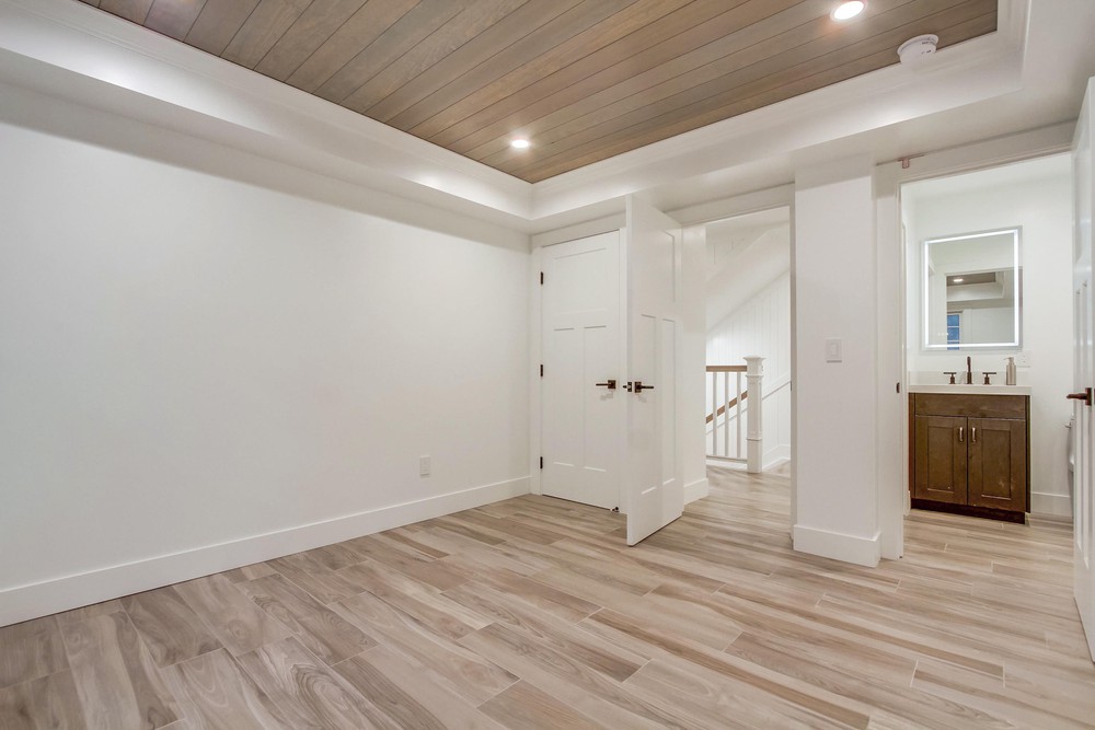 Virtual tour photo 80 of 143 for 725 Dover Ct