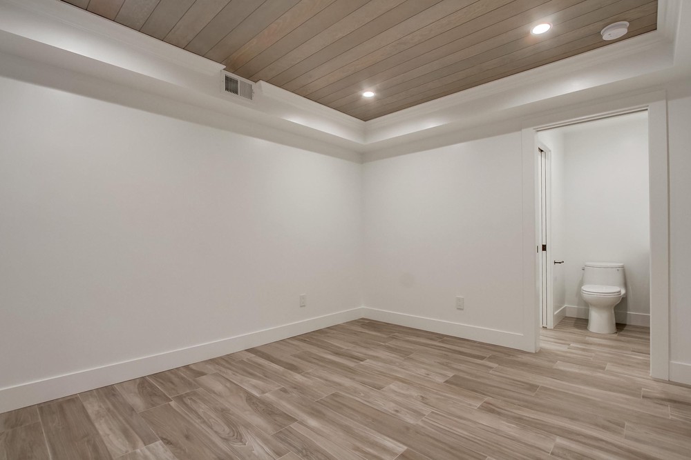 Virtual tour photo 89 of 143 for 725 Dover Ct