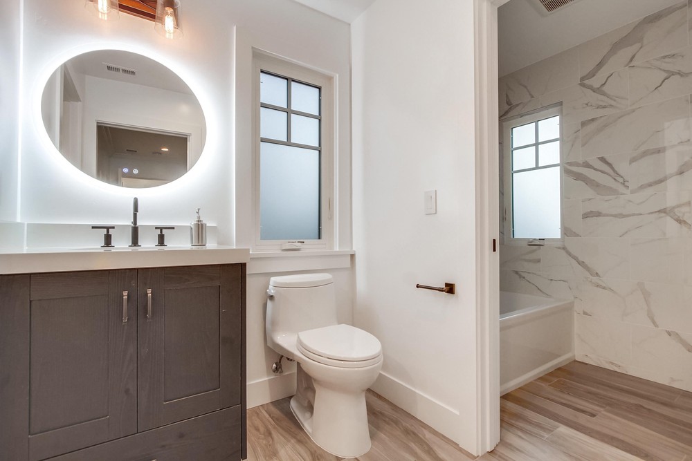 Virtual tour photo 95 of 143 for 725 Dover Ct