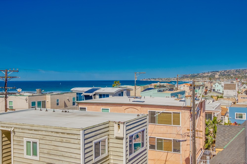 Virtual tour photo 5 of 26 for 725 Redondo Court #36