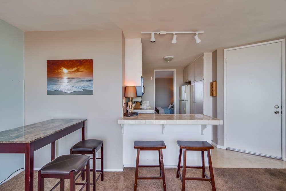 Virtual tour photo 11 of 26 for 725 Redondo Court #36