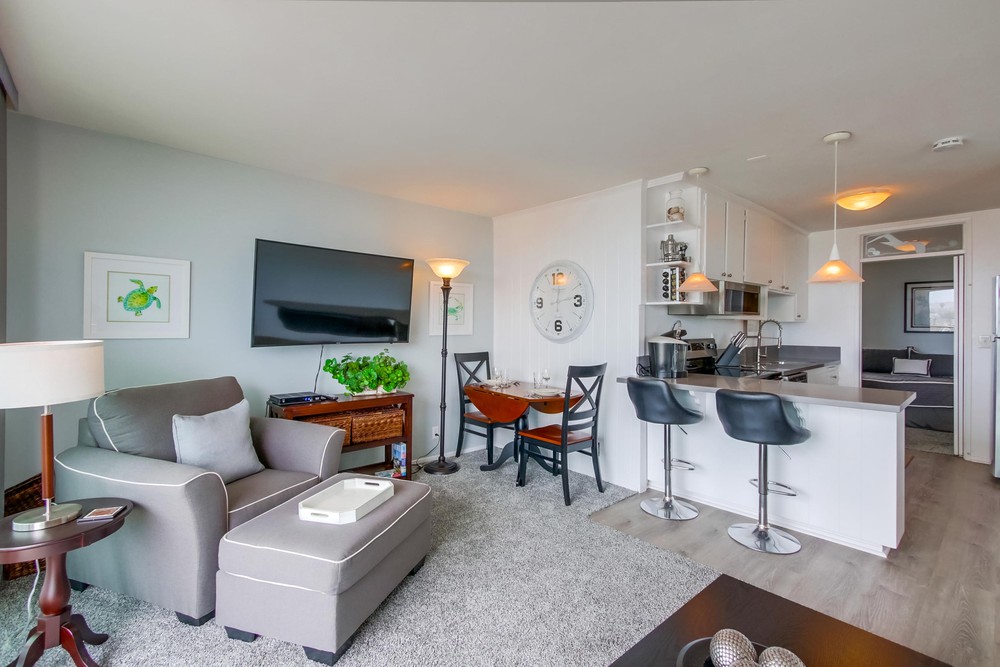 Virtual tour photo 4 of 24 for 725 Redondo Ct